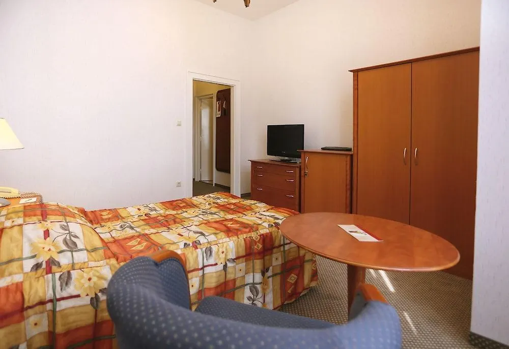 Danubius Hotel Gellert Budapesta 4*,  Ungaria
