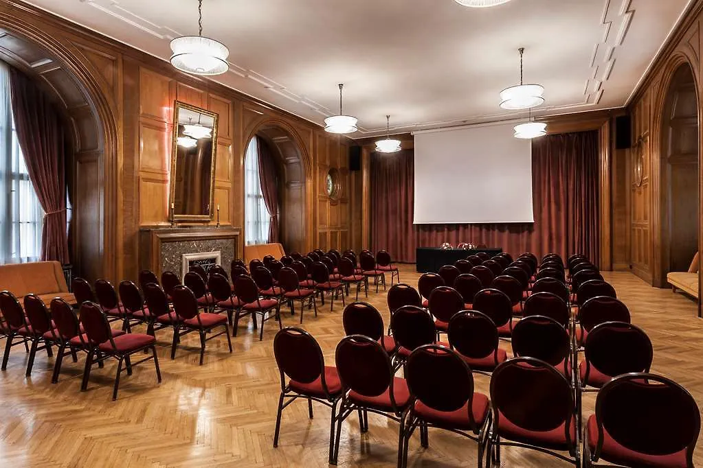 Danubius Hotel Gellert Budapesta 4*,