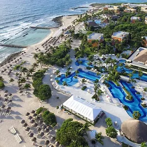 ***** Rezort Bahia Principe Luxury (adults Only) Mexiko