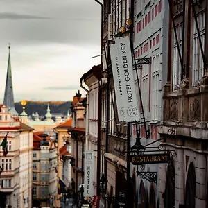 **** Hotel Golden Key Castle Česká republika