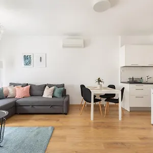 4* Penzion Swu Broadway