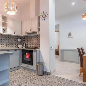 Apartment Goldcentral Dob, Budapest